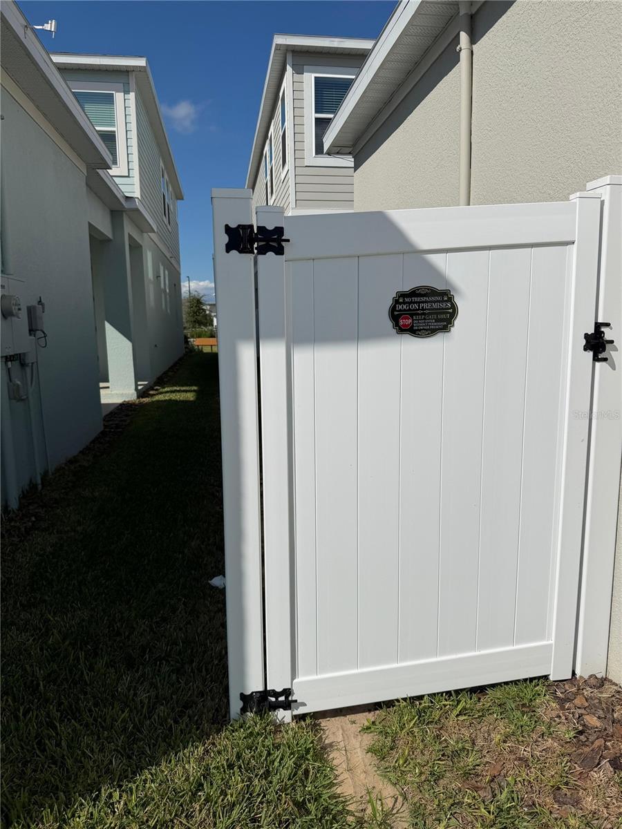 Image 32 of 33 For 16763 Hamlin Vista Alley