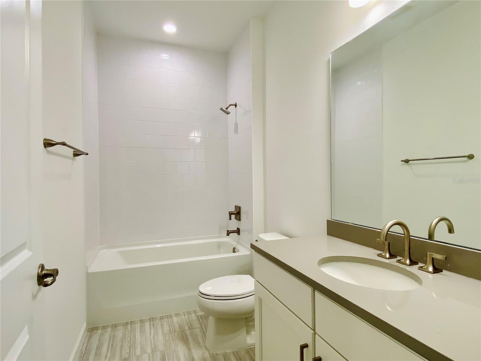 Image 10 of 37 For 1577 Pinecliff Drive