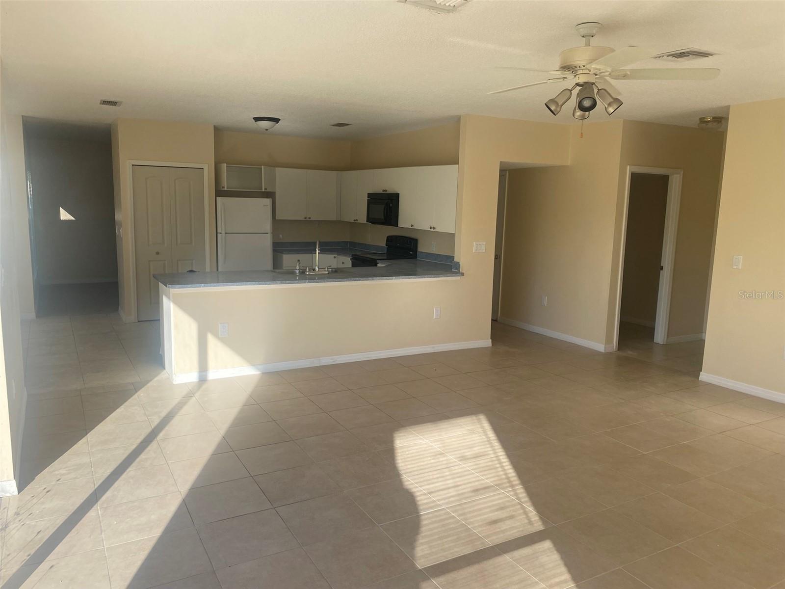 Image 10 of 25 For 359 Alegriano Court