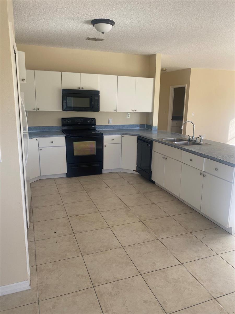 Image 6 of 25 For 359 Alegriano Court