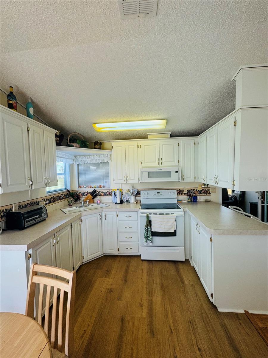 Image 19 of 56 For 540 Gary Player Drive