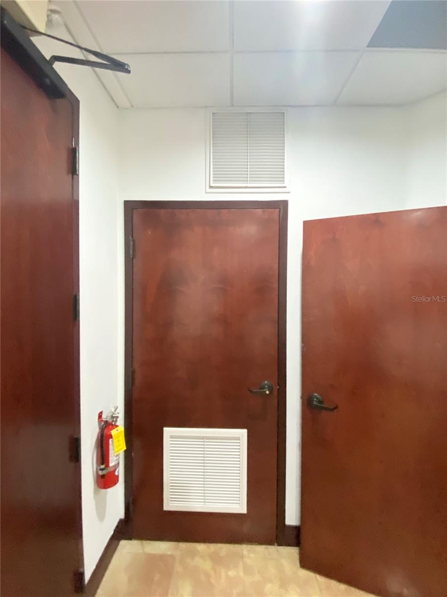 Image 15 of 15 For 4725 Sand Lake Road 212