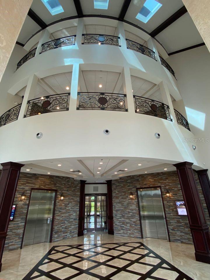 Image 5 of 15 For 4725 Sand Lake Road 212