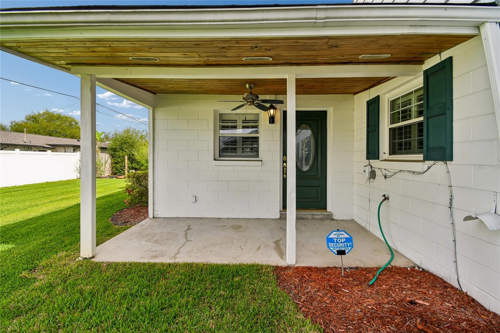 Image 19 of 23 For 661 Selkirk Drive