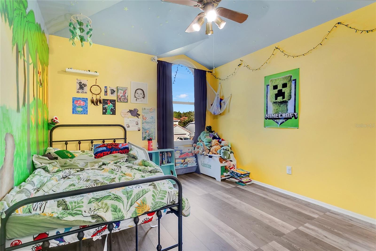 Image 11 of 25 For 2945 Pembridge Street