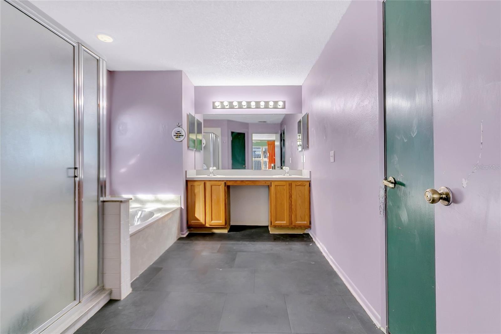 Image 18 of 25 For 2945 Pembridge Street