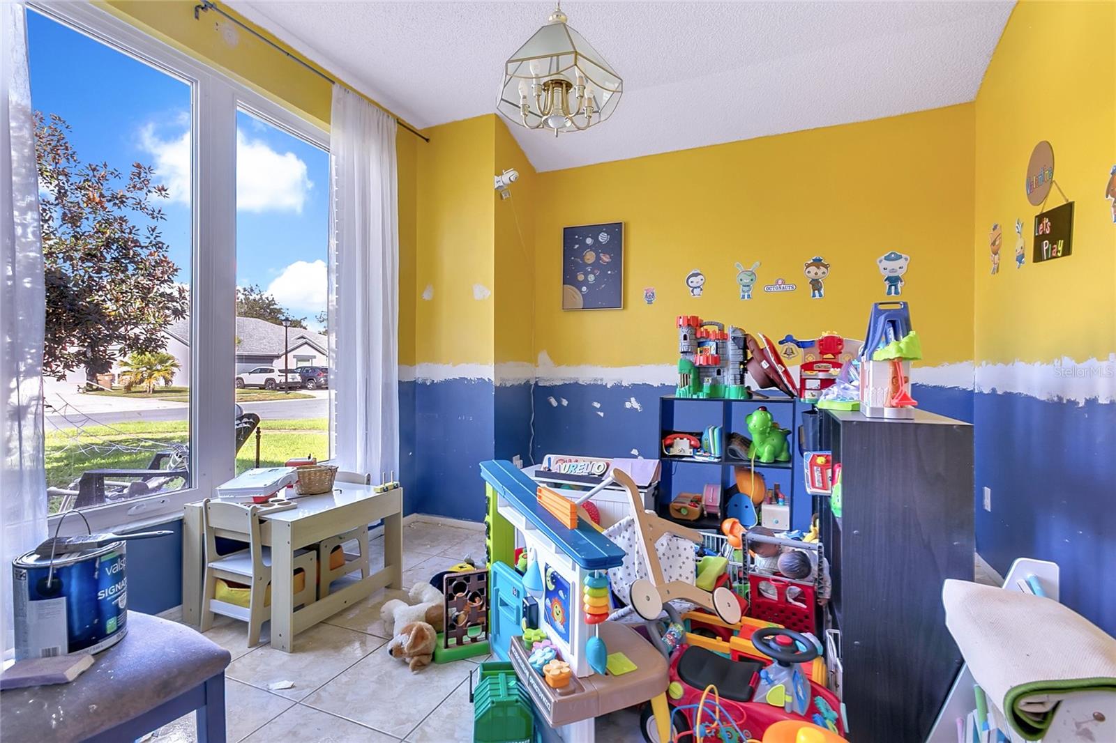 Image 19 of 25 For 2945 Pembridge Street