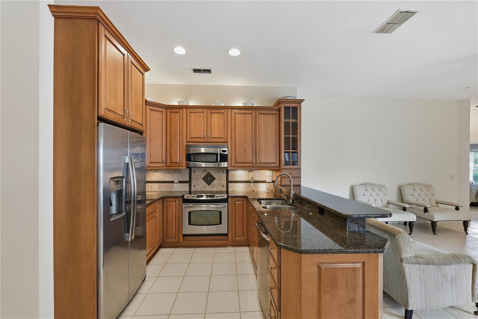 Image 16 of 56 For 357 Devon Place