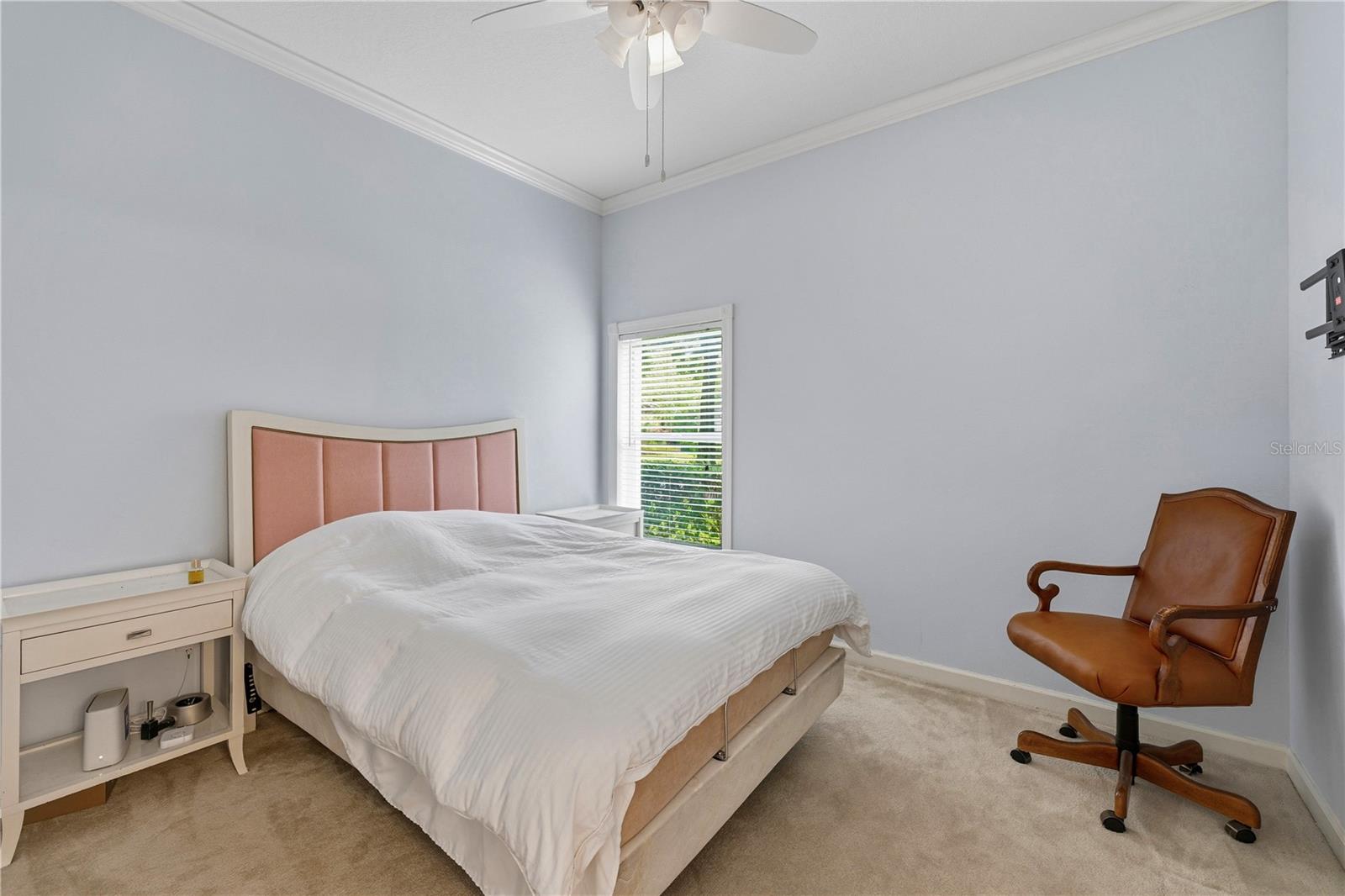 Image 31 of 56 For 357 Devon Place