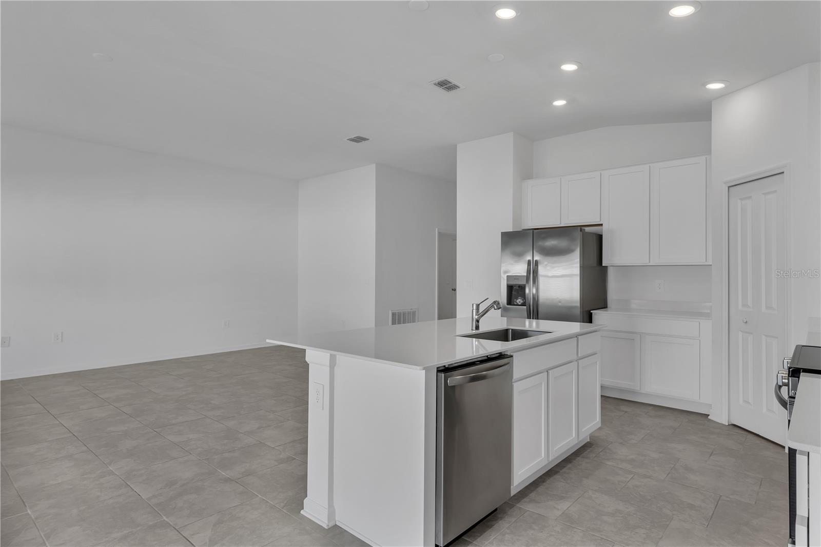 Image 24 of 45 For 4847 Edensbridge Lane