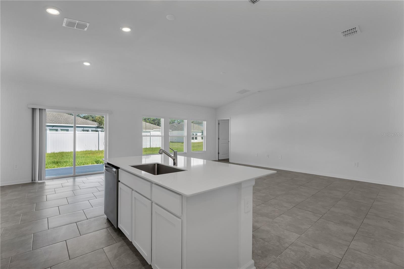 Image 26 of 45 For 4847 Edensbridge Lane