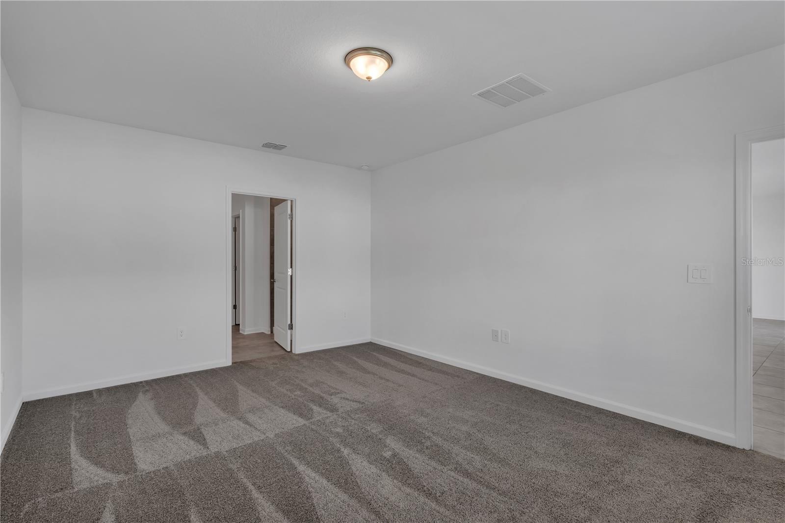 Image 28 of 45 For 4847 Edensbridge Lane