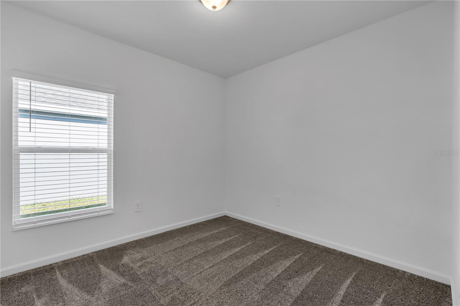 Image 7 of 45 For 4847 Edensbridge Lane