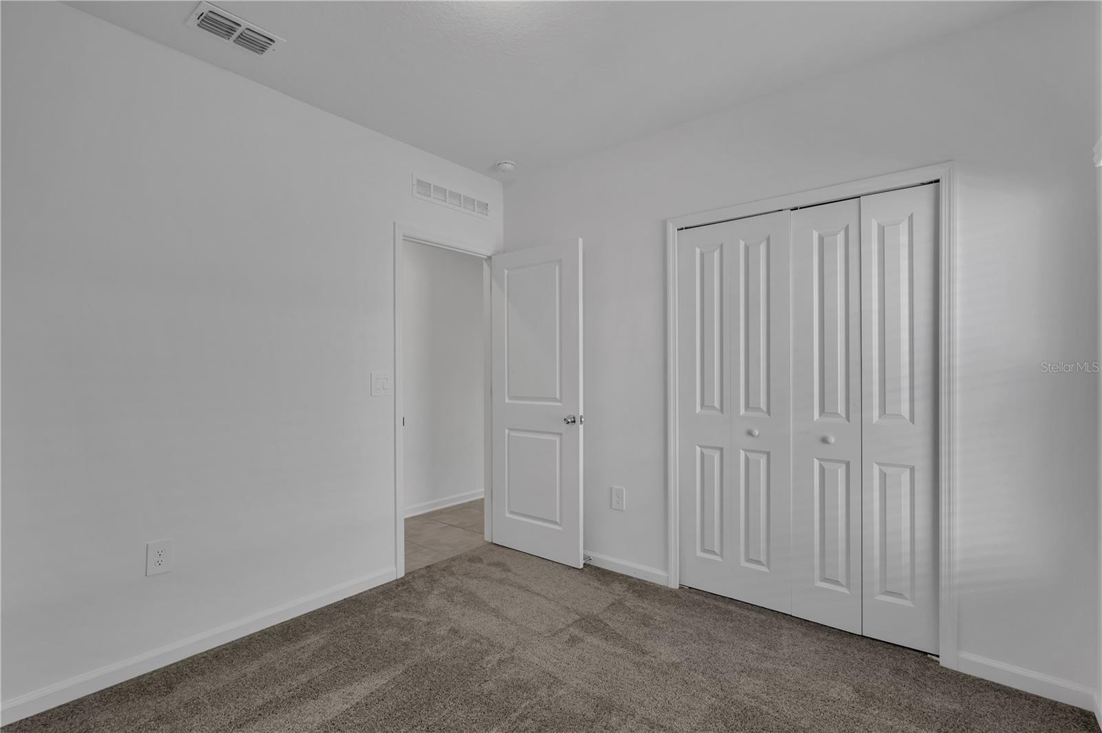 Image 8 of 45 For 4847 Edensbridge Lane