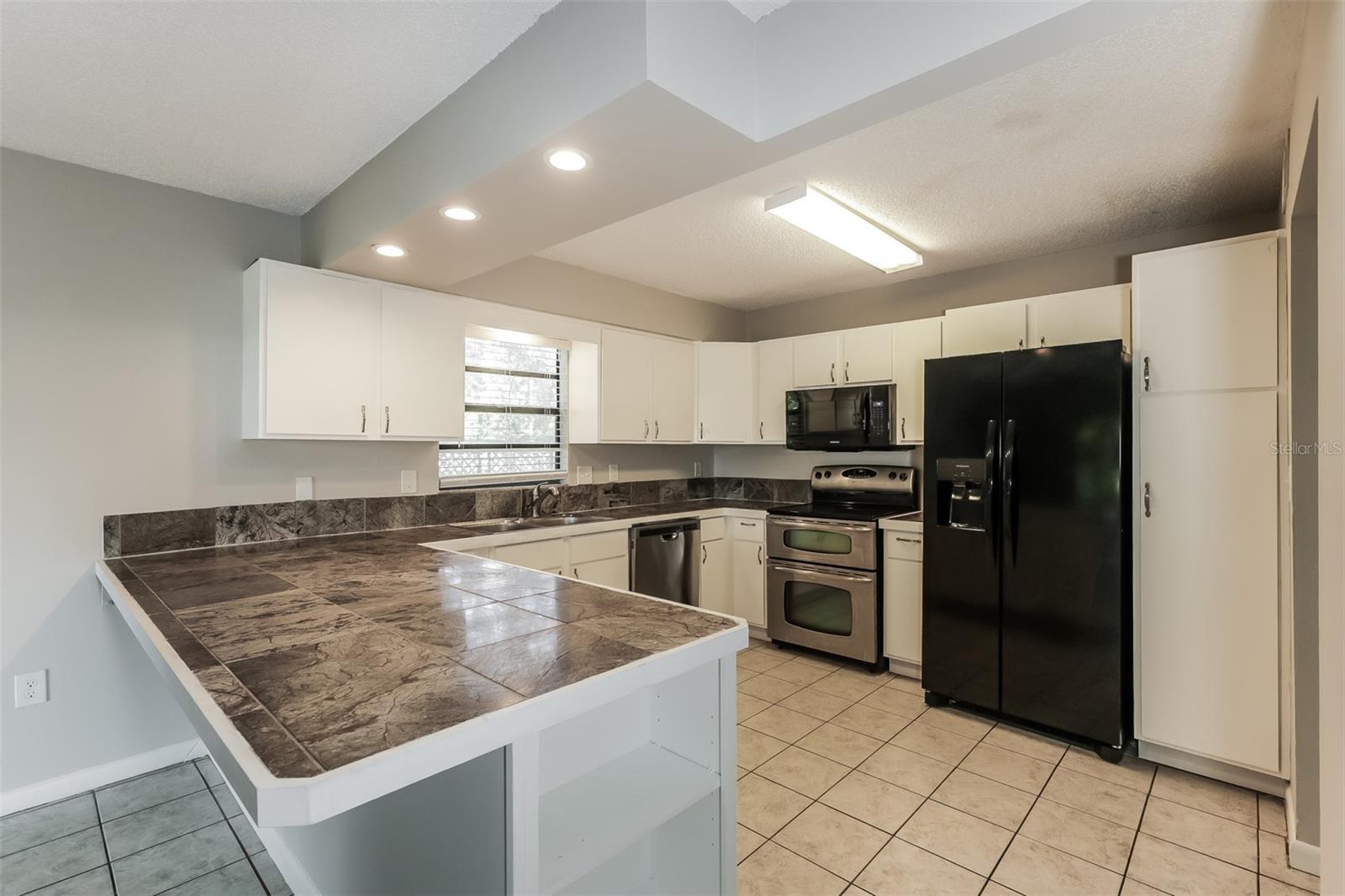 Image 5 of 22 For 3531 Raintree Court