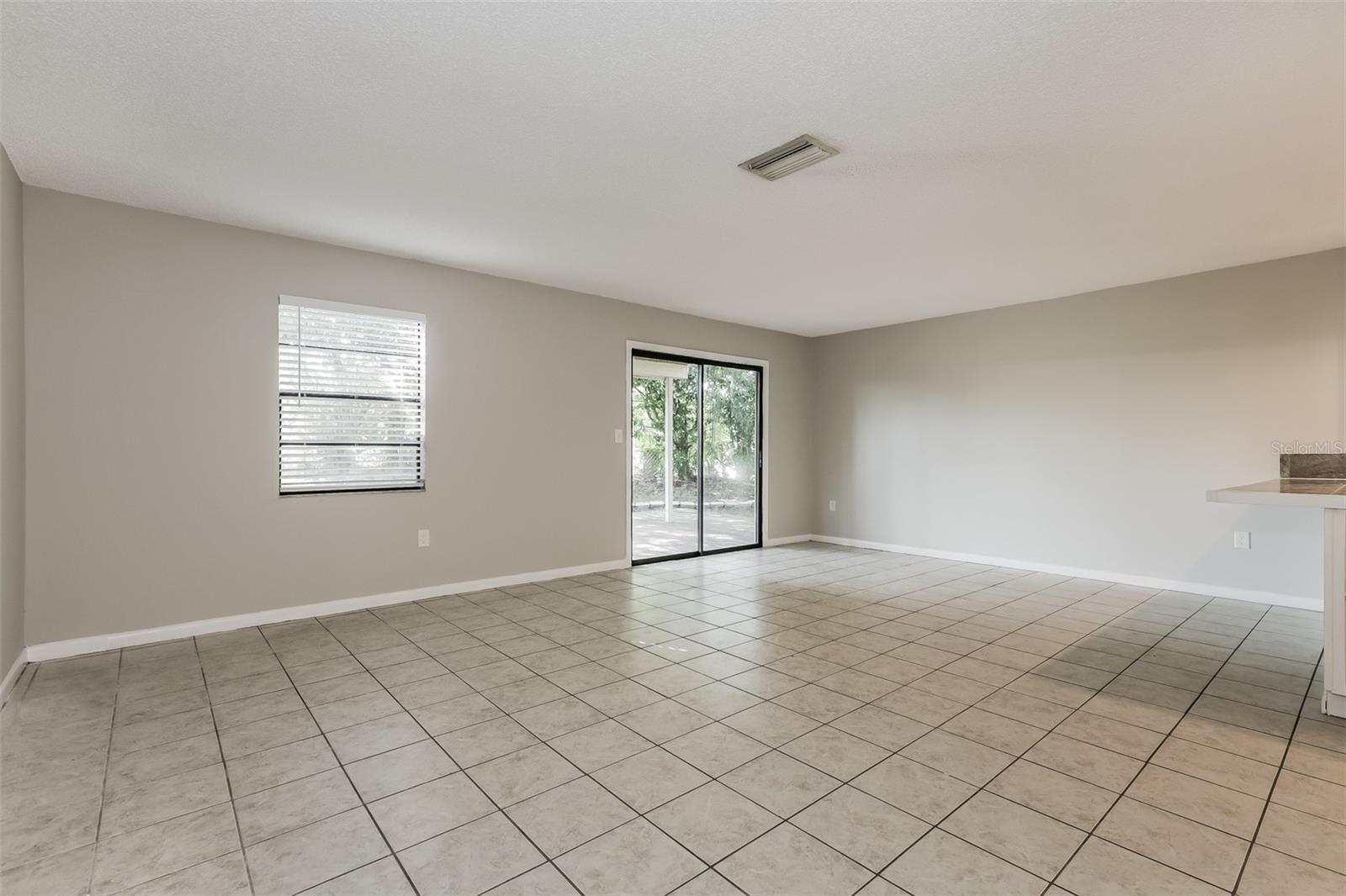 Image 9 of 22 For 3531 Raintree Court