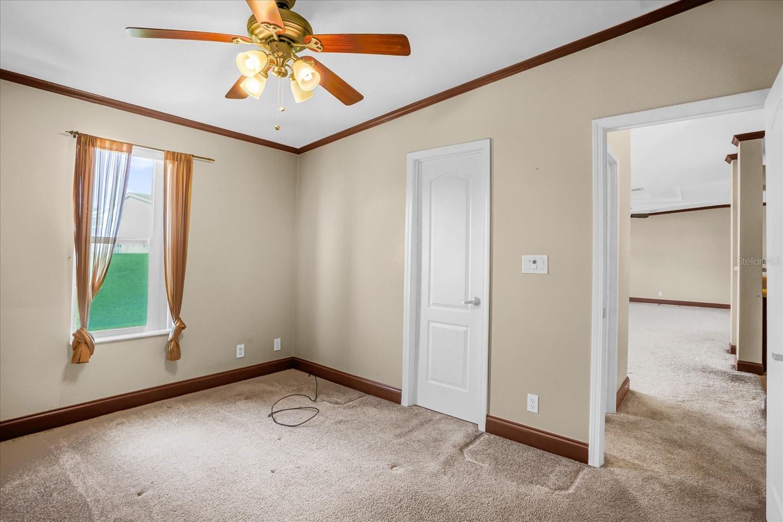 Image 14 of 51 For 4017 Myrtle Oak Court 841