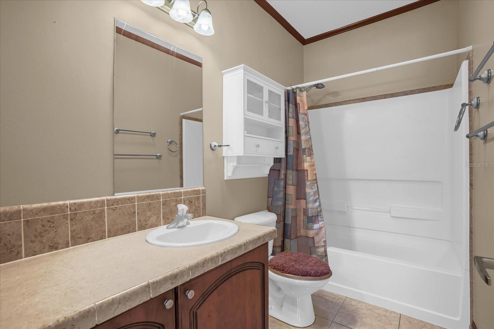 Image 18 of 51 For 4017 Myrtle Oak Court 841