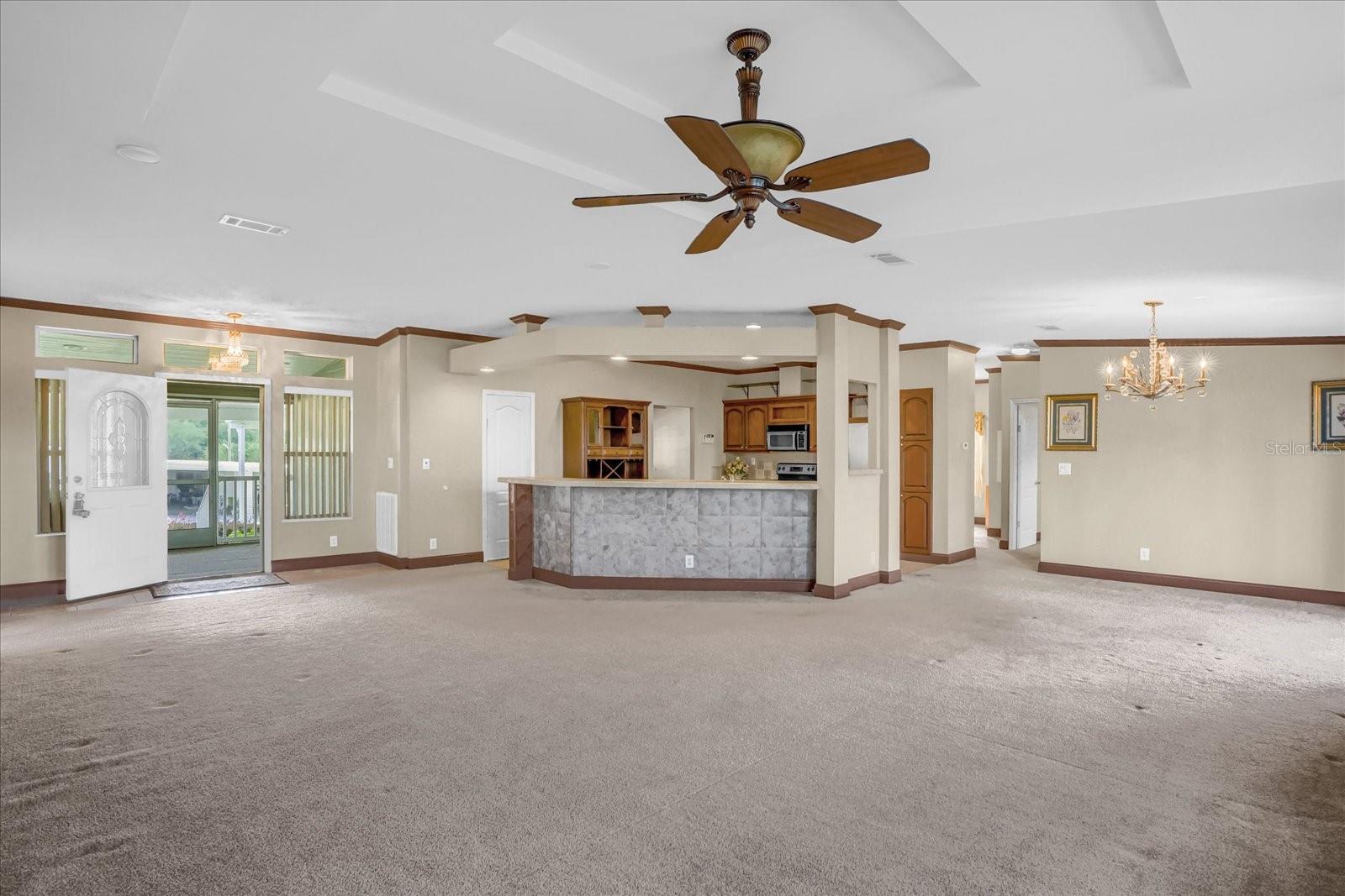 Image 4 of 51 For 4017 Myrtle Oak Court 841