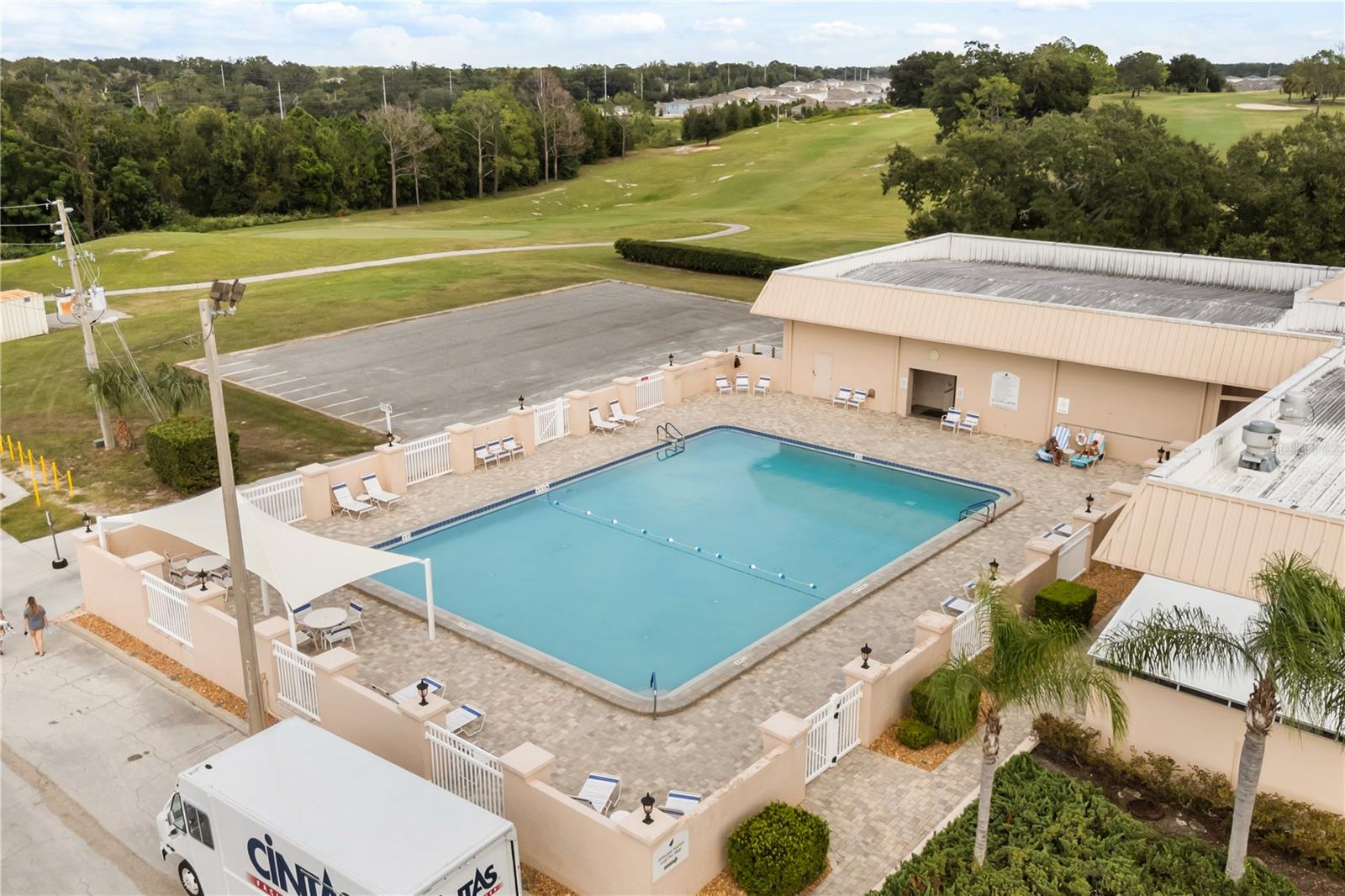 Image 45 of 51 For 4017 Myrtle Oak Court 841