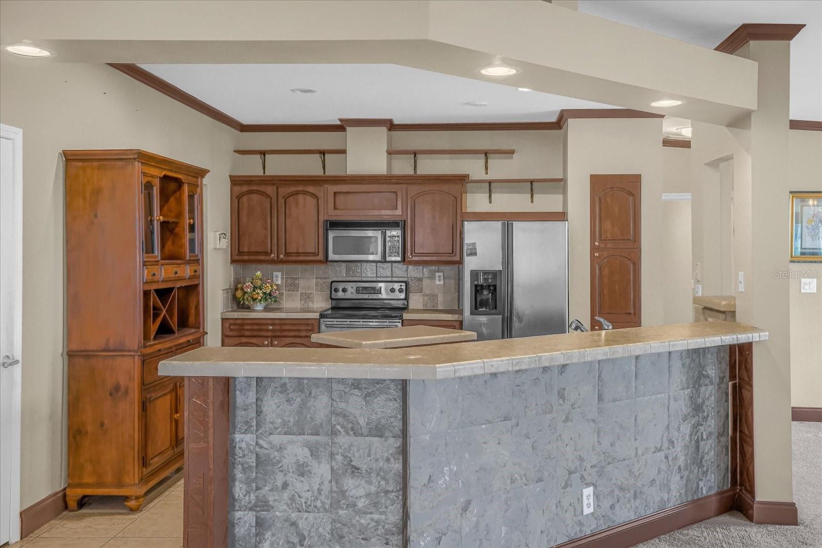 Image 6 of 51 For 4017 Myrtle Oak Court 841