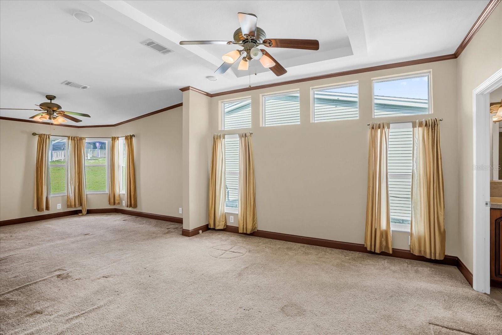 Image 8 of 51 For 4017 Myrtle Oak Court 841