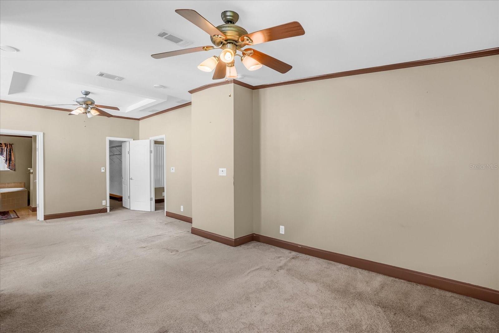 Image 9 of 51 For 4017 Myrtle Oak Court 841