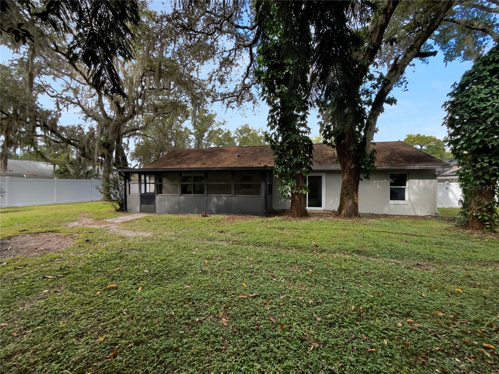 Image 8 of 24 For 5165 Chesapeake Avenue