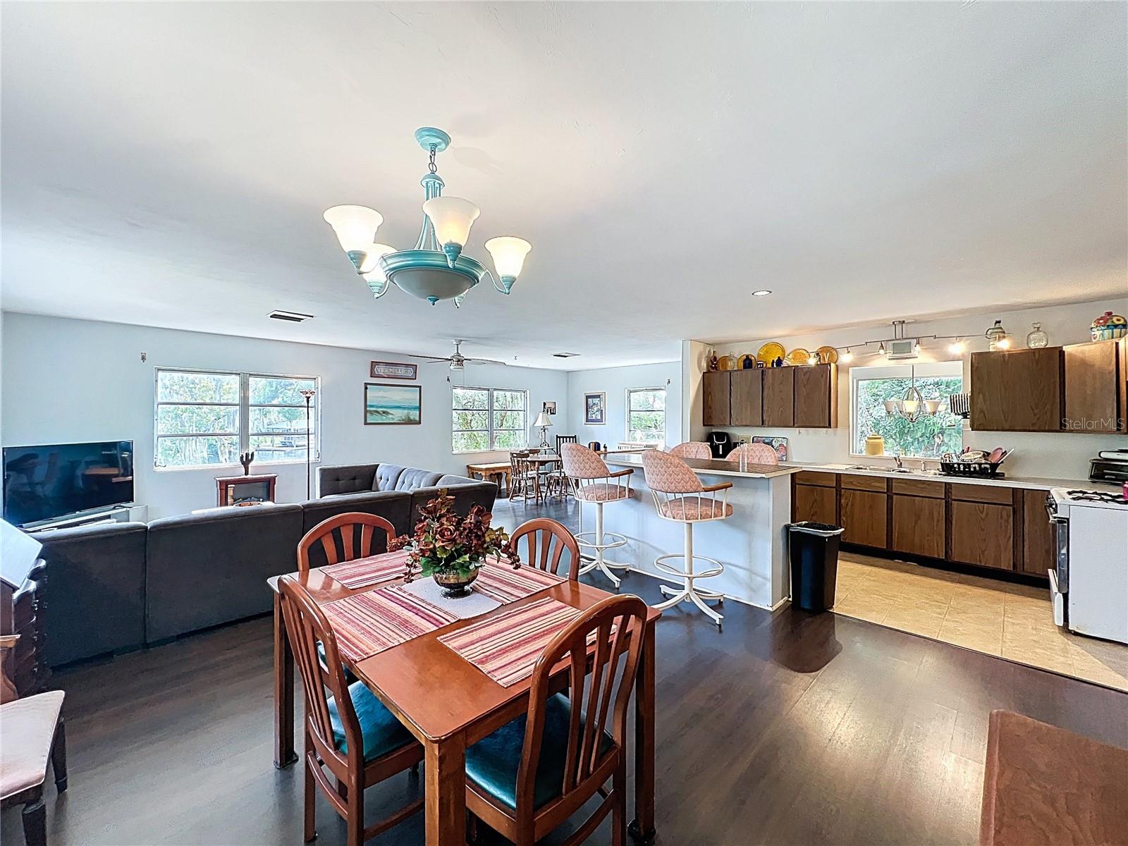 Image 24 of 56 For 339 Fishing Lane