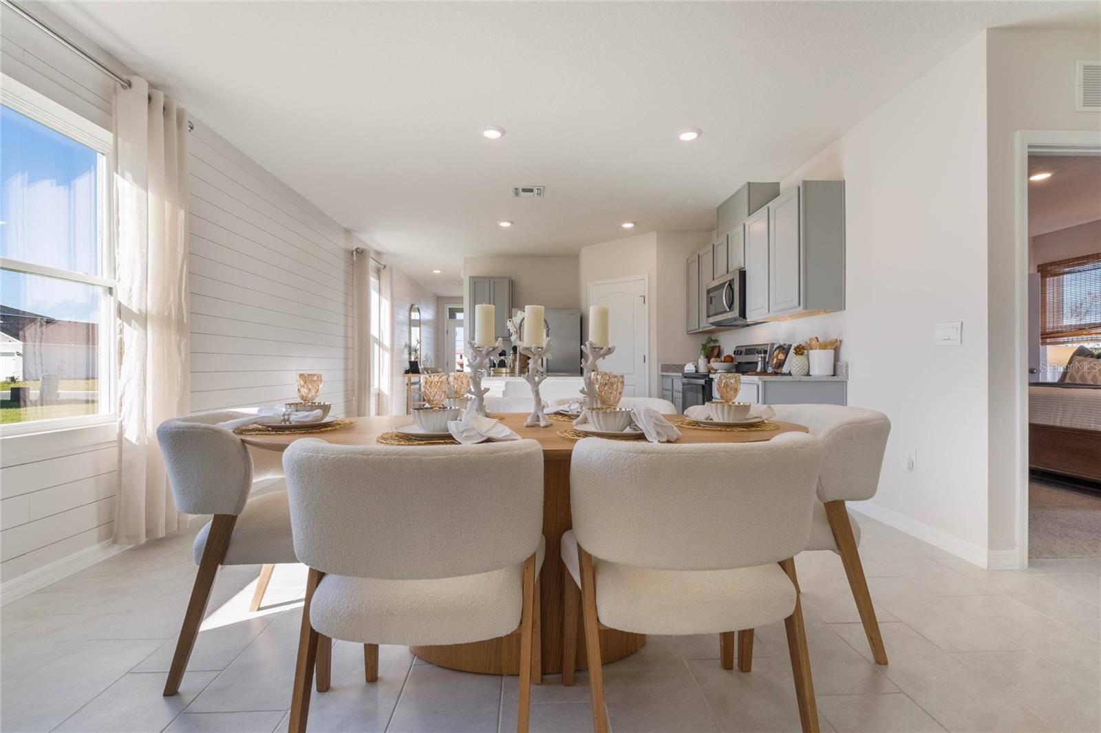 Image 4 of 25 For 4201 Evernia Road