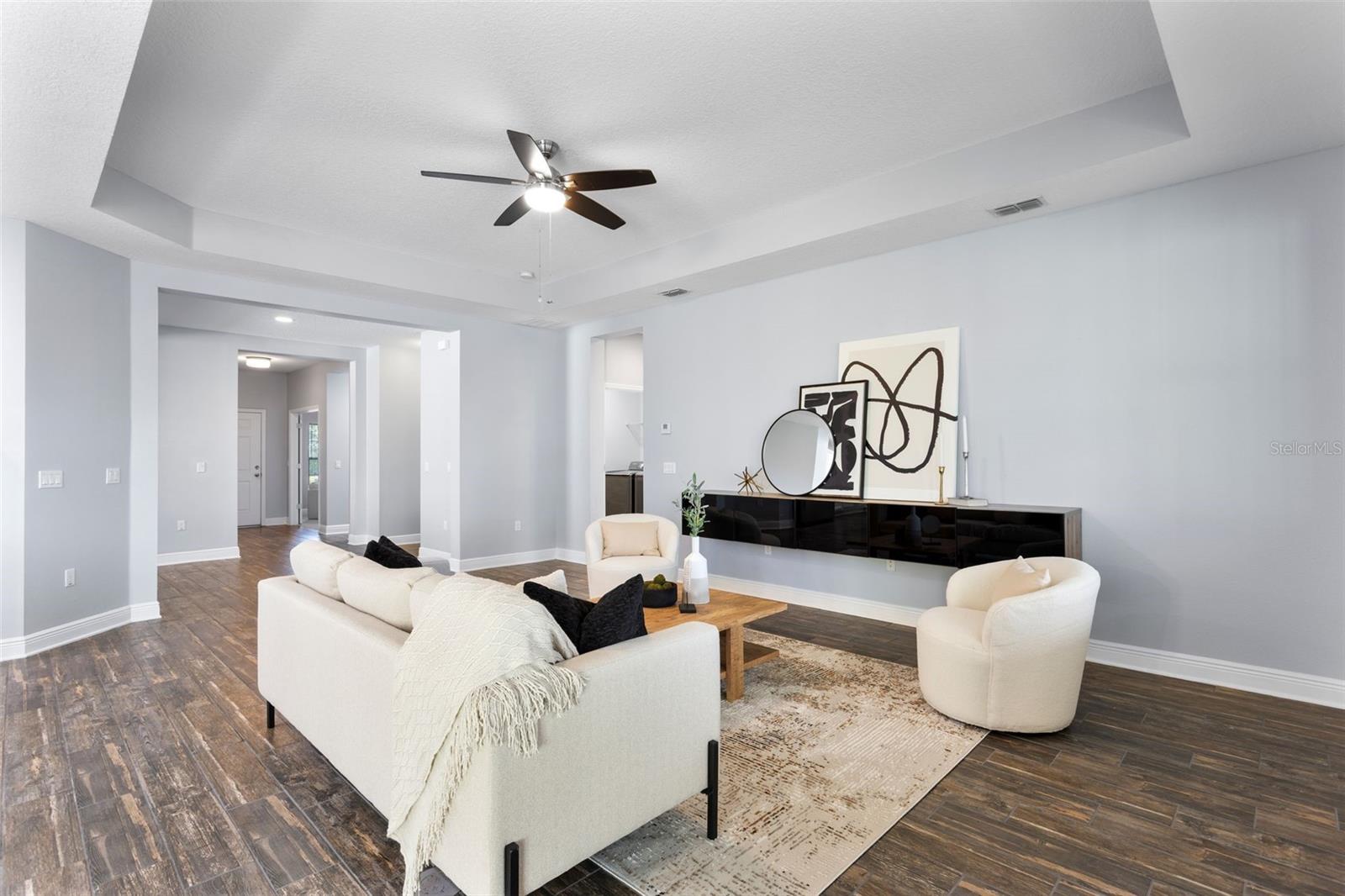 Image 14 of 31 For 709 Bay Bridge Circle