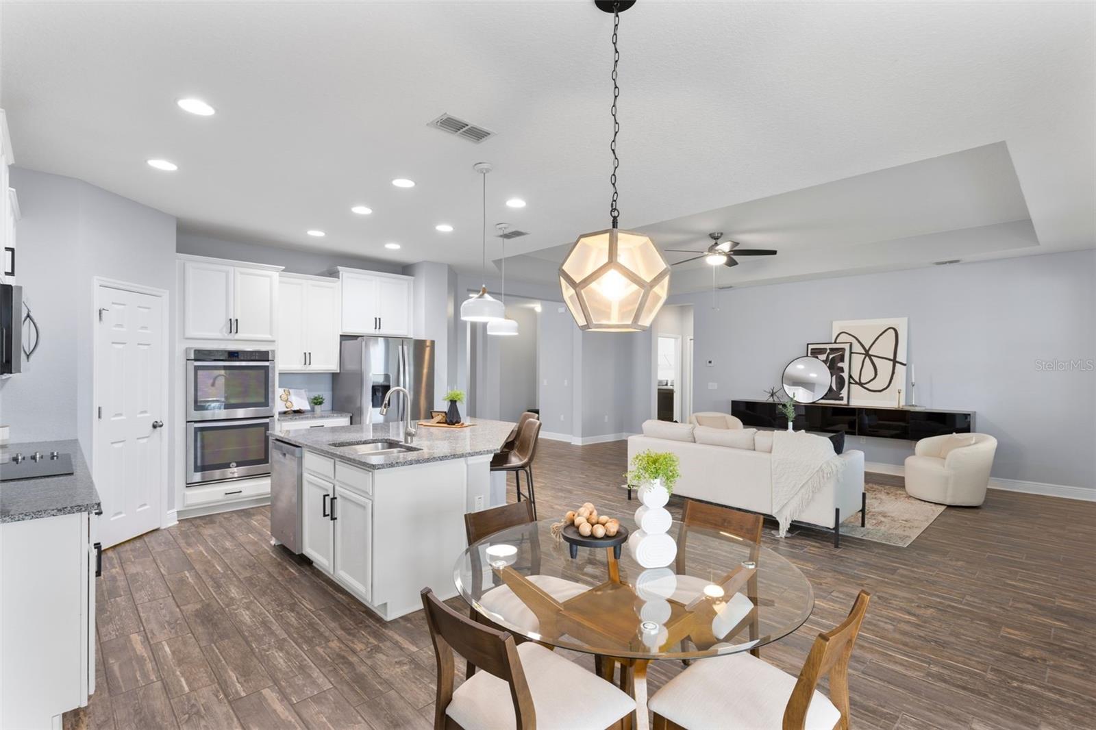 Image 15 of 31 For 709 Bay Bridge Circle