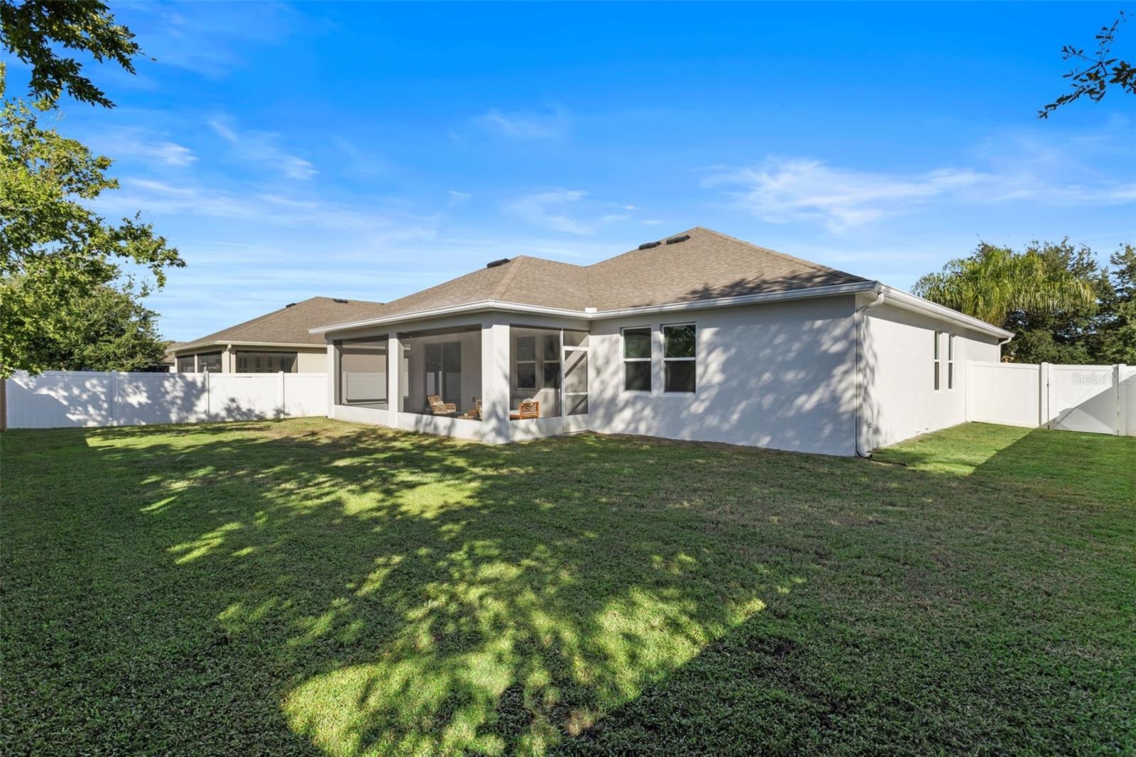 Image 29 of 31 For 709 Bay Bridge Circle