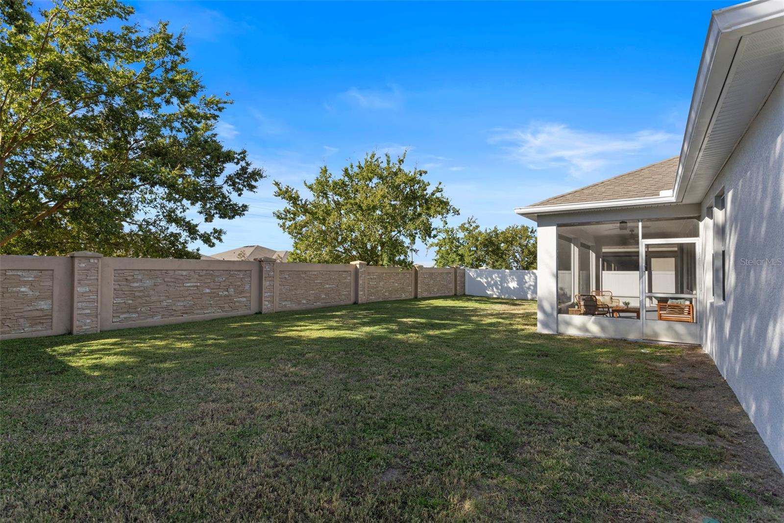 Image 30 of 31 For 709 Bay Bridge Circle