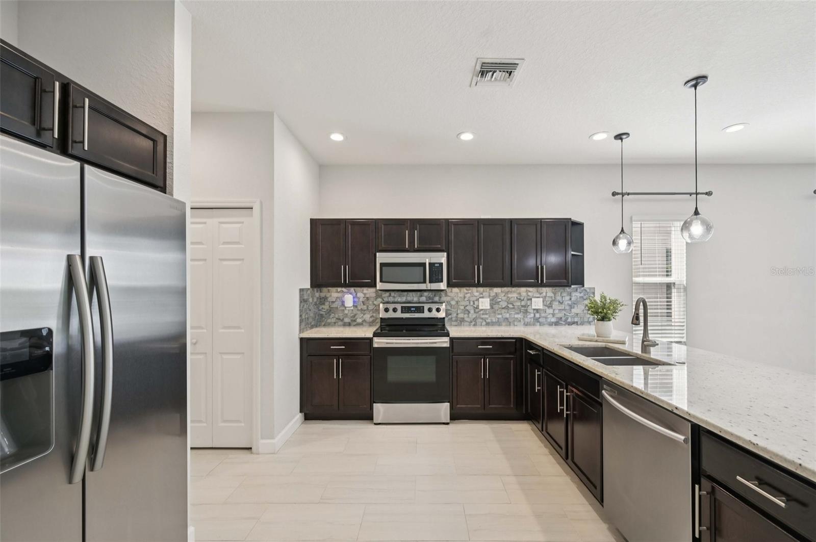 Image 12 of 55 For 4657 Vignette Way