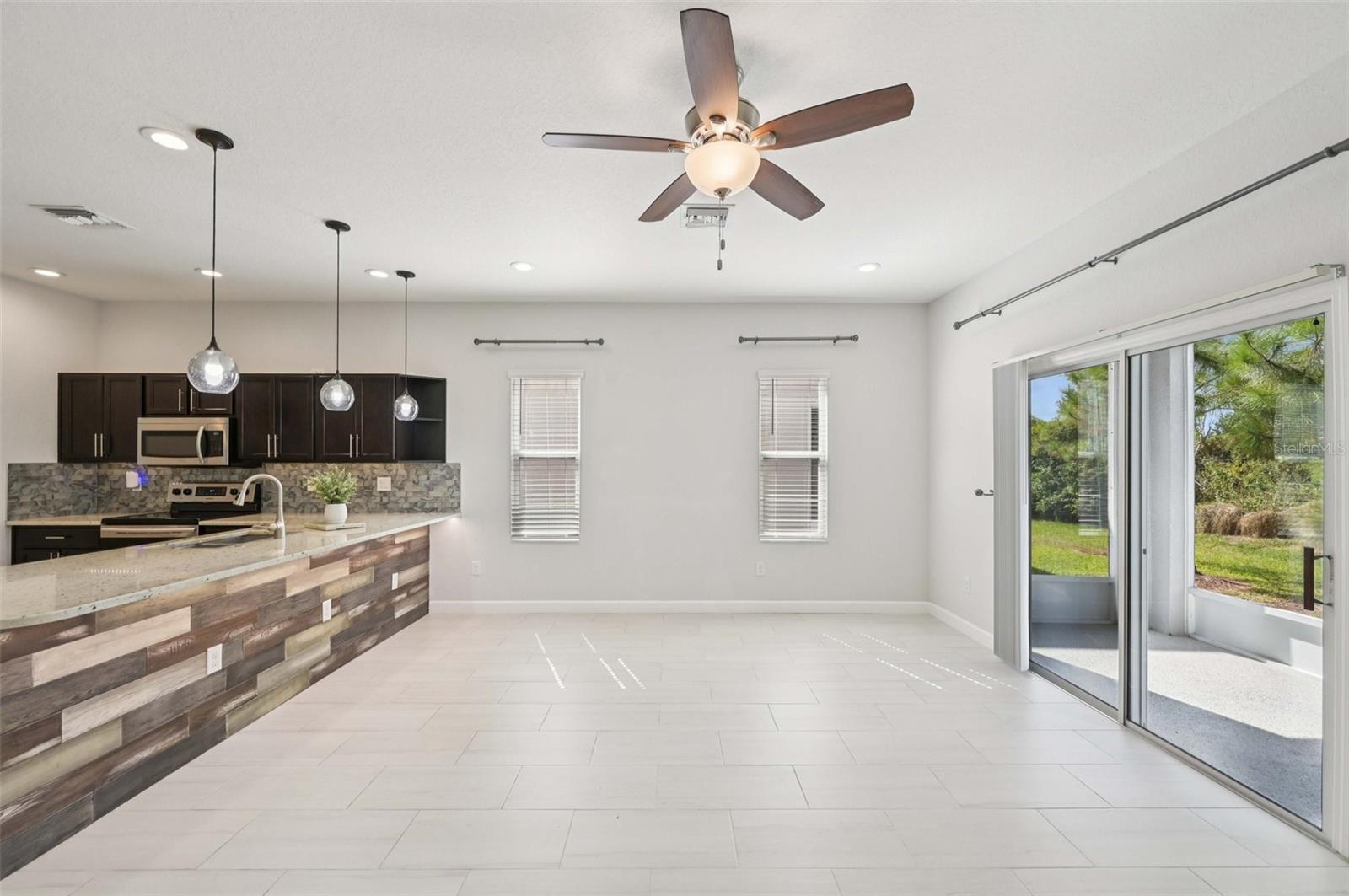 Image 9 of 55 For 4657 Vignette Way