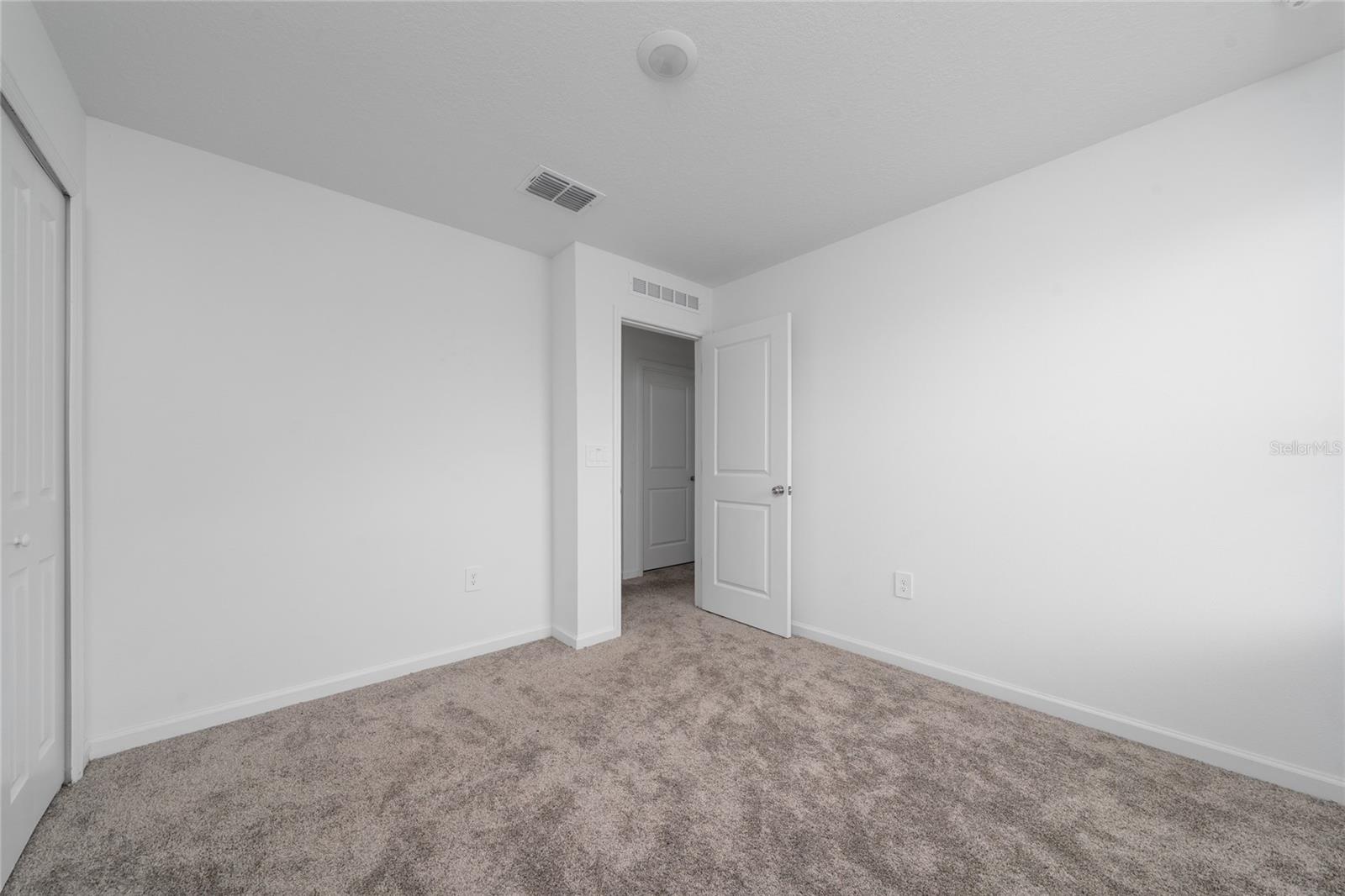 Image 19 of 27 For 1519 Marksman Road