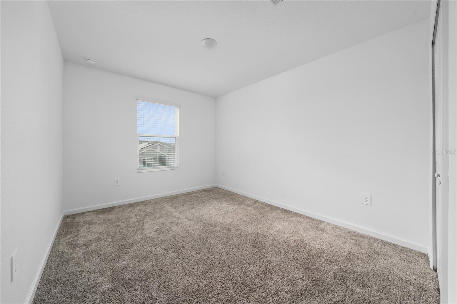 Image 21 of 27 For 1519 Marksman Road