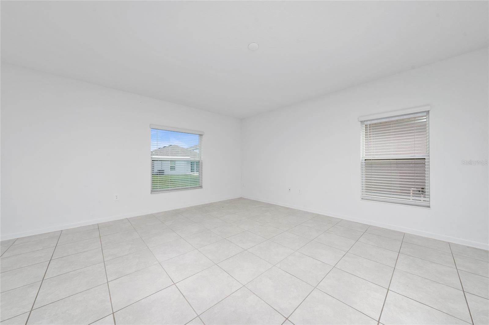 Image 9 of 27 For 1519 Marksman Road