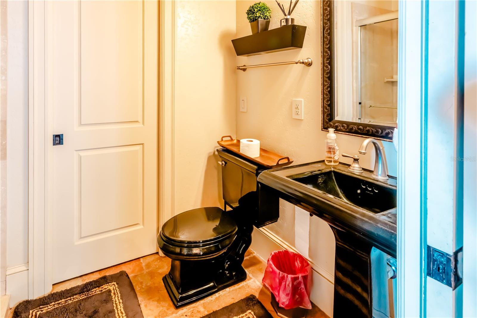 Image 37 of 42 For 1238 Lake Whitney Drive