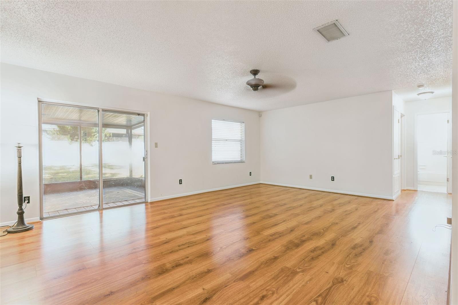 Image 8 of 48 For 1513 Leopard Ct