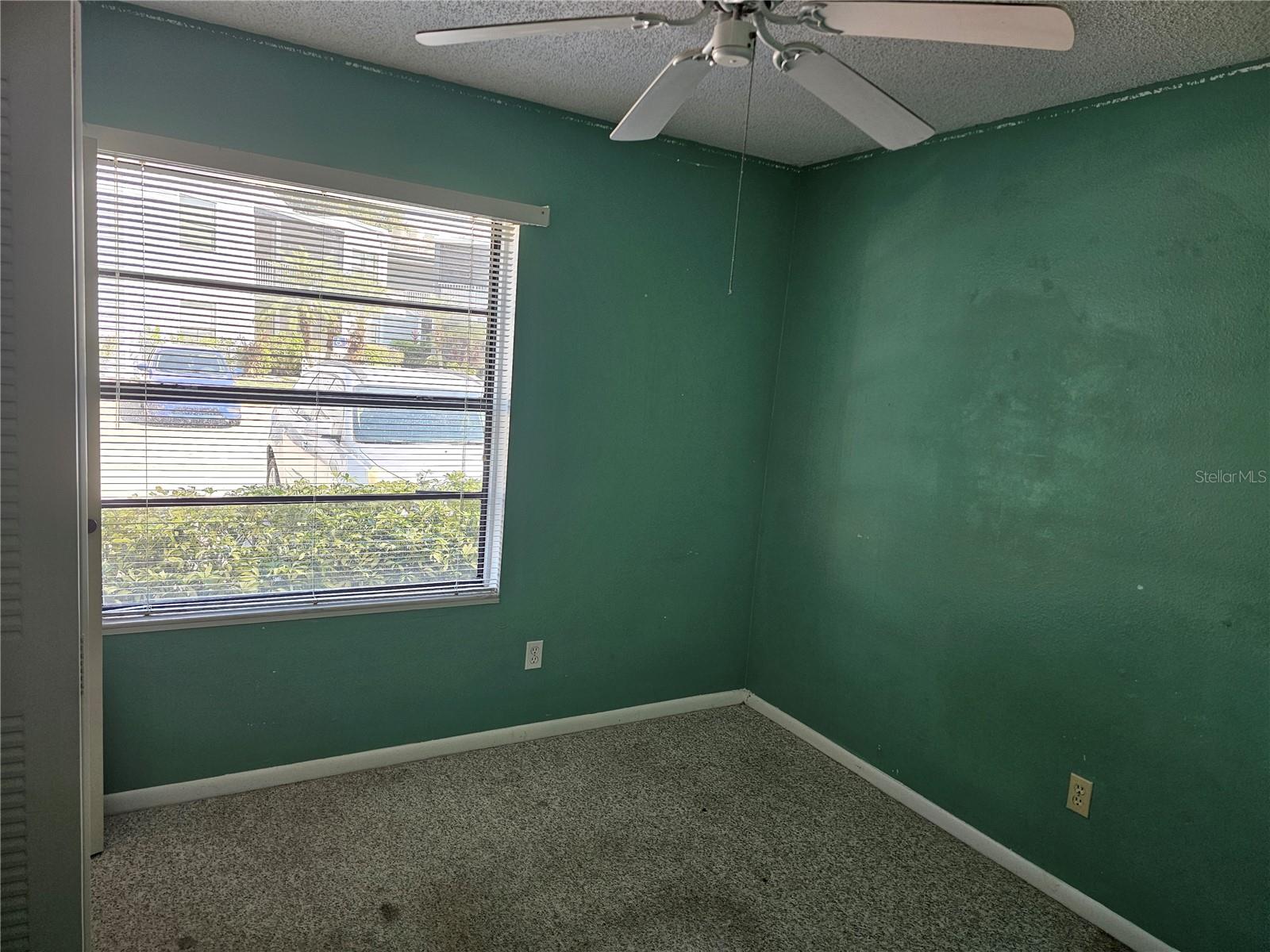 Image 10 of 13 For 3908 Atrium Drive L5