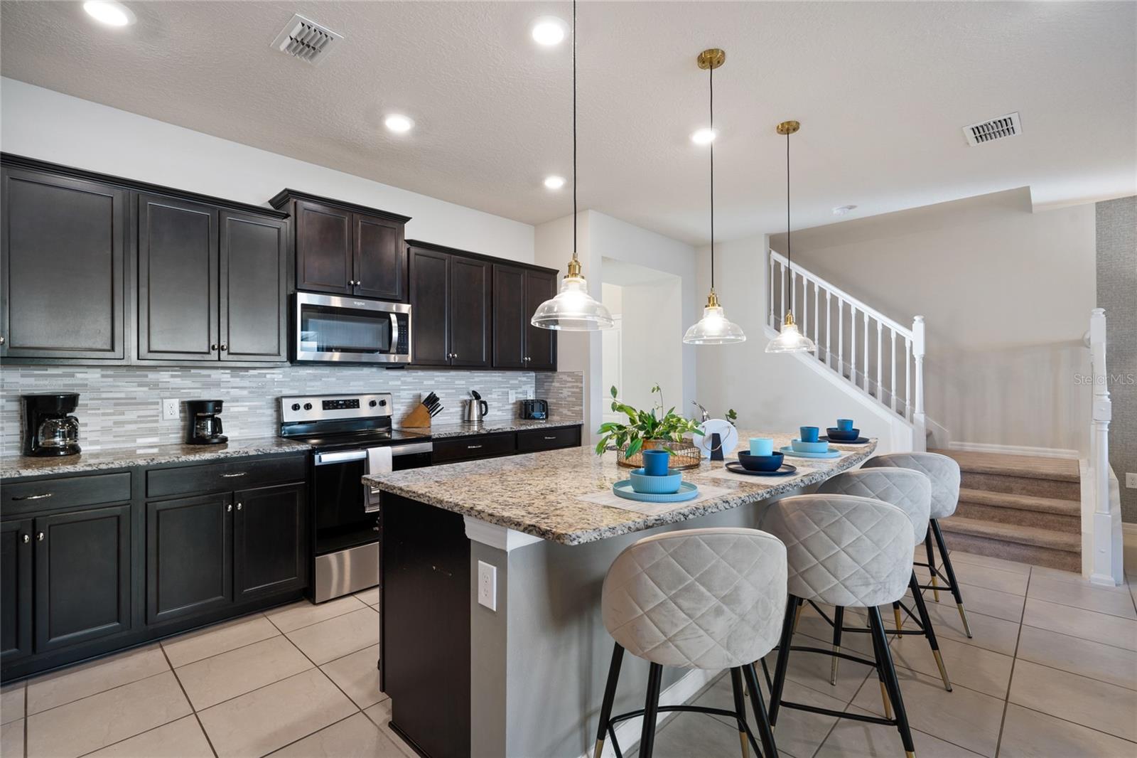 Image 11 of 66 For 627 Jasmine Lane