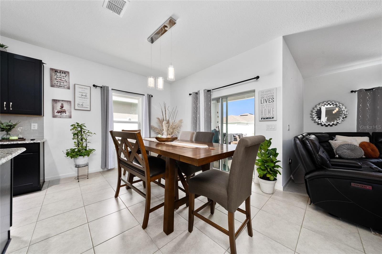 Image 14 of 31 For 2351 White Cedar Way