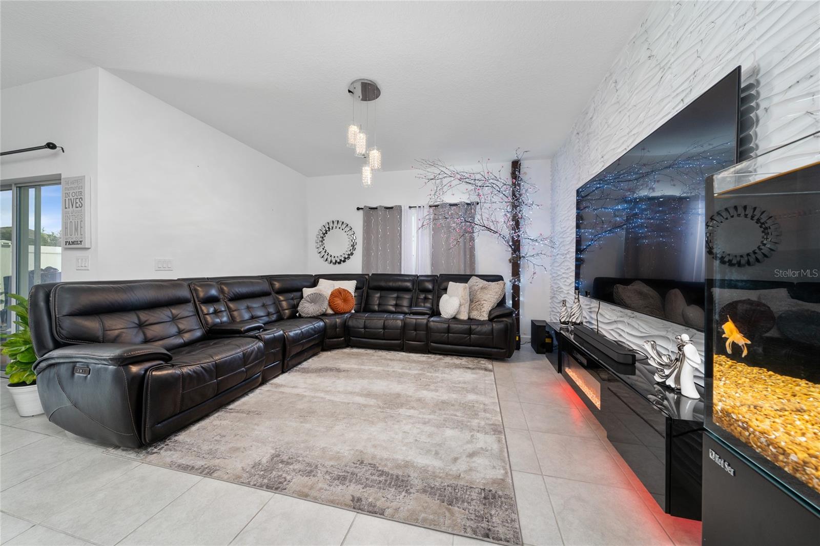 Image 19 of 31 For 2351 White Cedar Way