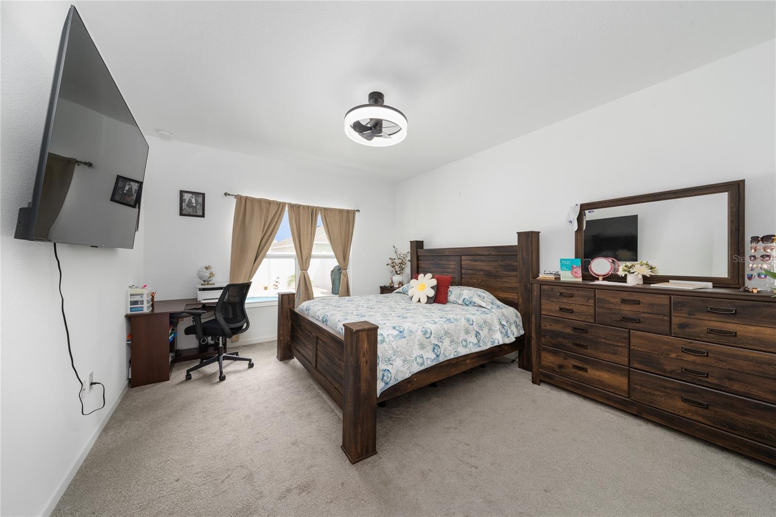 Image 21 of 31 For 2351 White Cedar Way