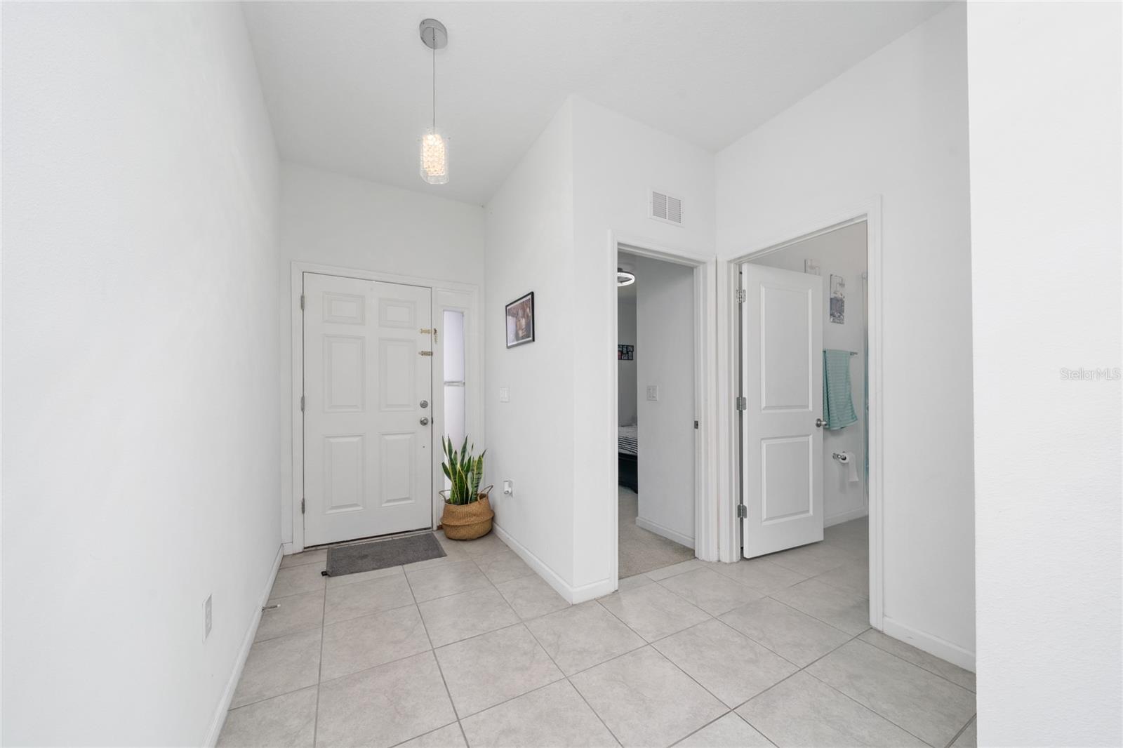 Image 5 of 31 For 2351 White Cedar Way