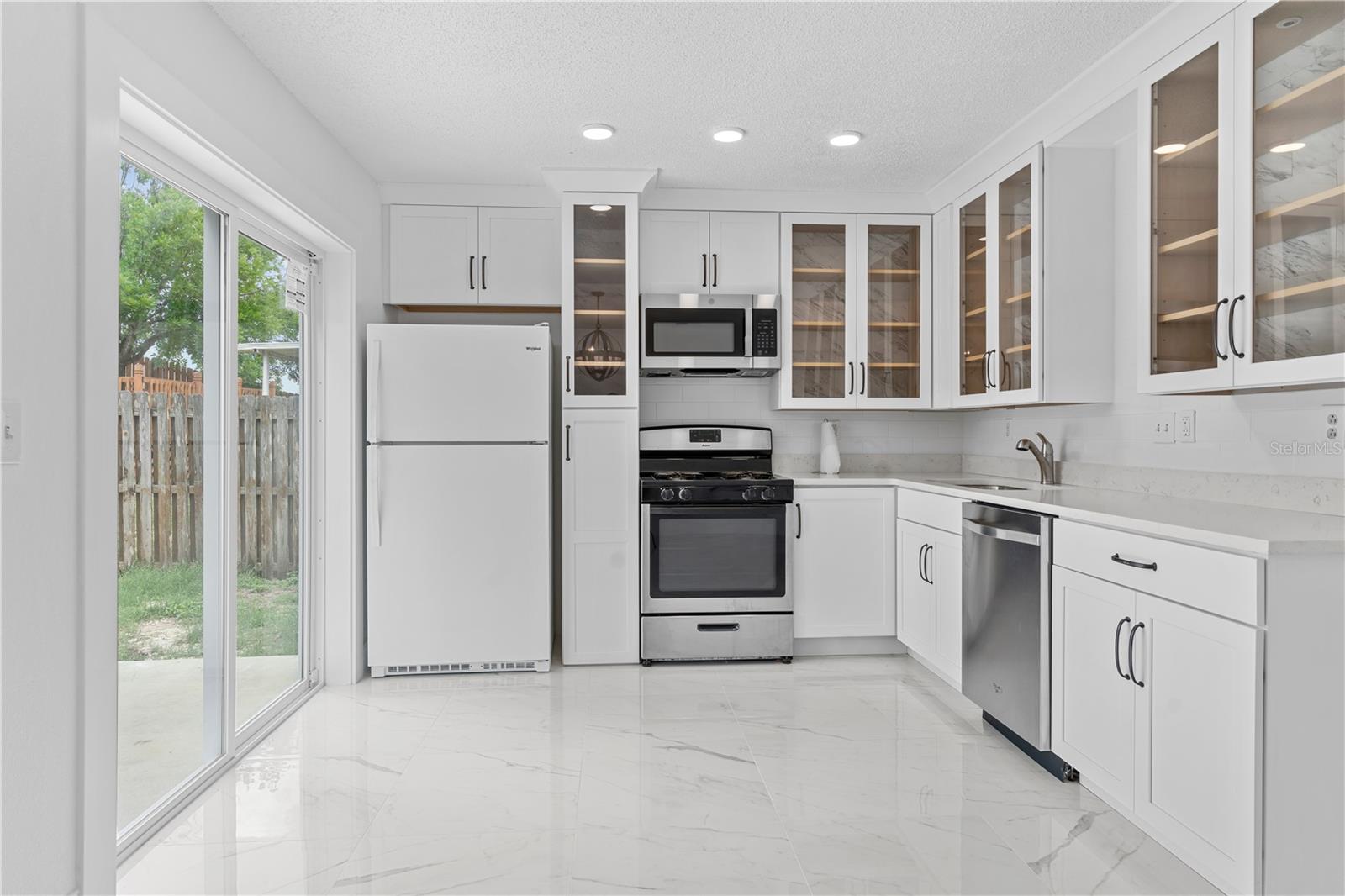 Image 12 of 37 For 421 Rollins Drive