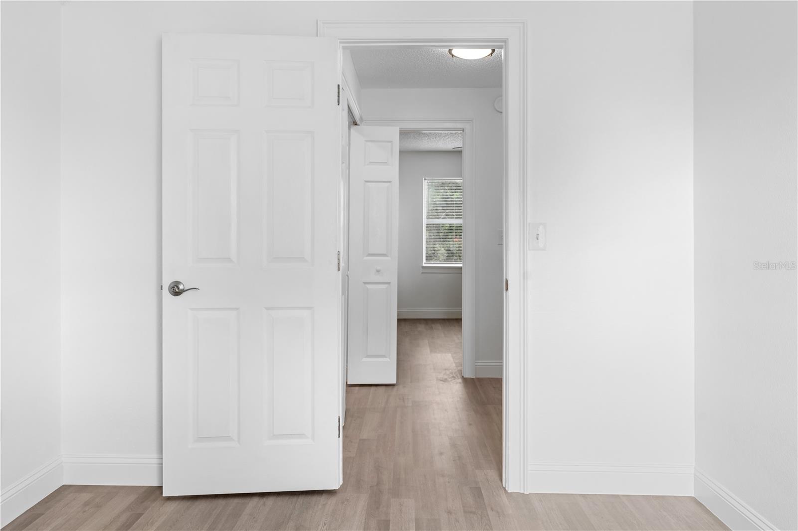 Image 26 of 37 For 421 Rollins Drive