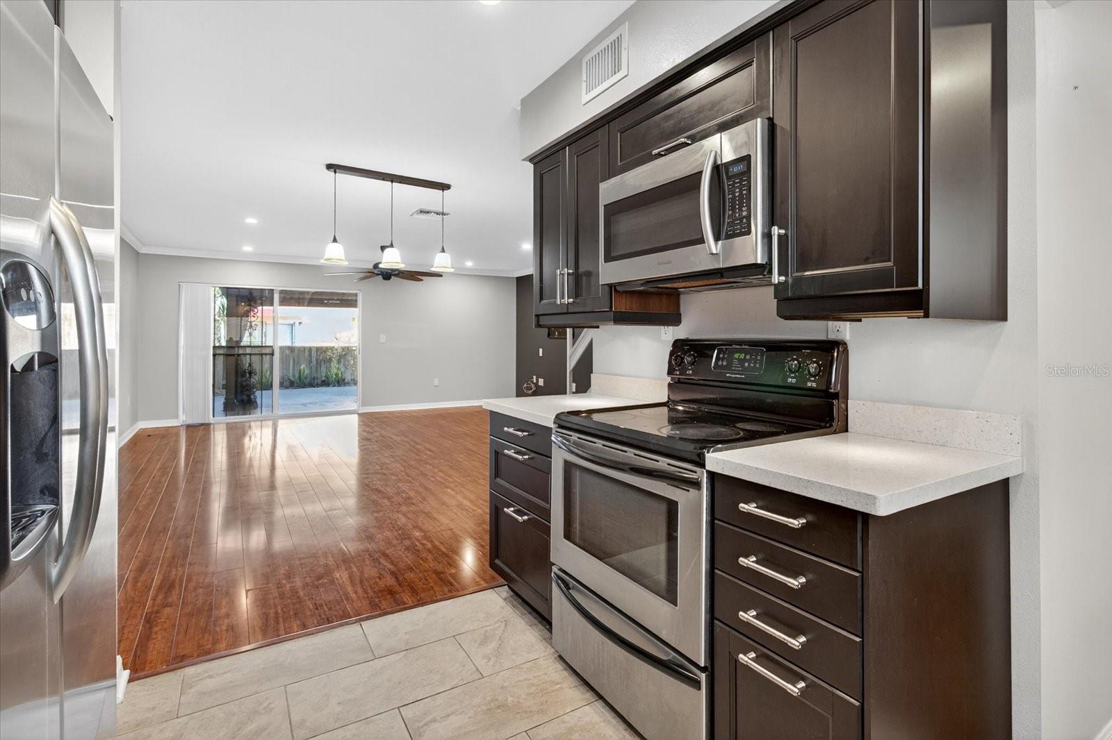 Image 10 of 48 For 5812 16th Lane S 3